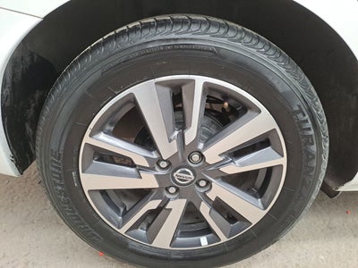 2020 Nissan VERSA ADVANCE CVT