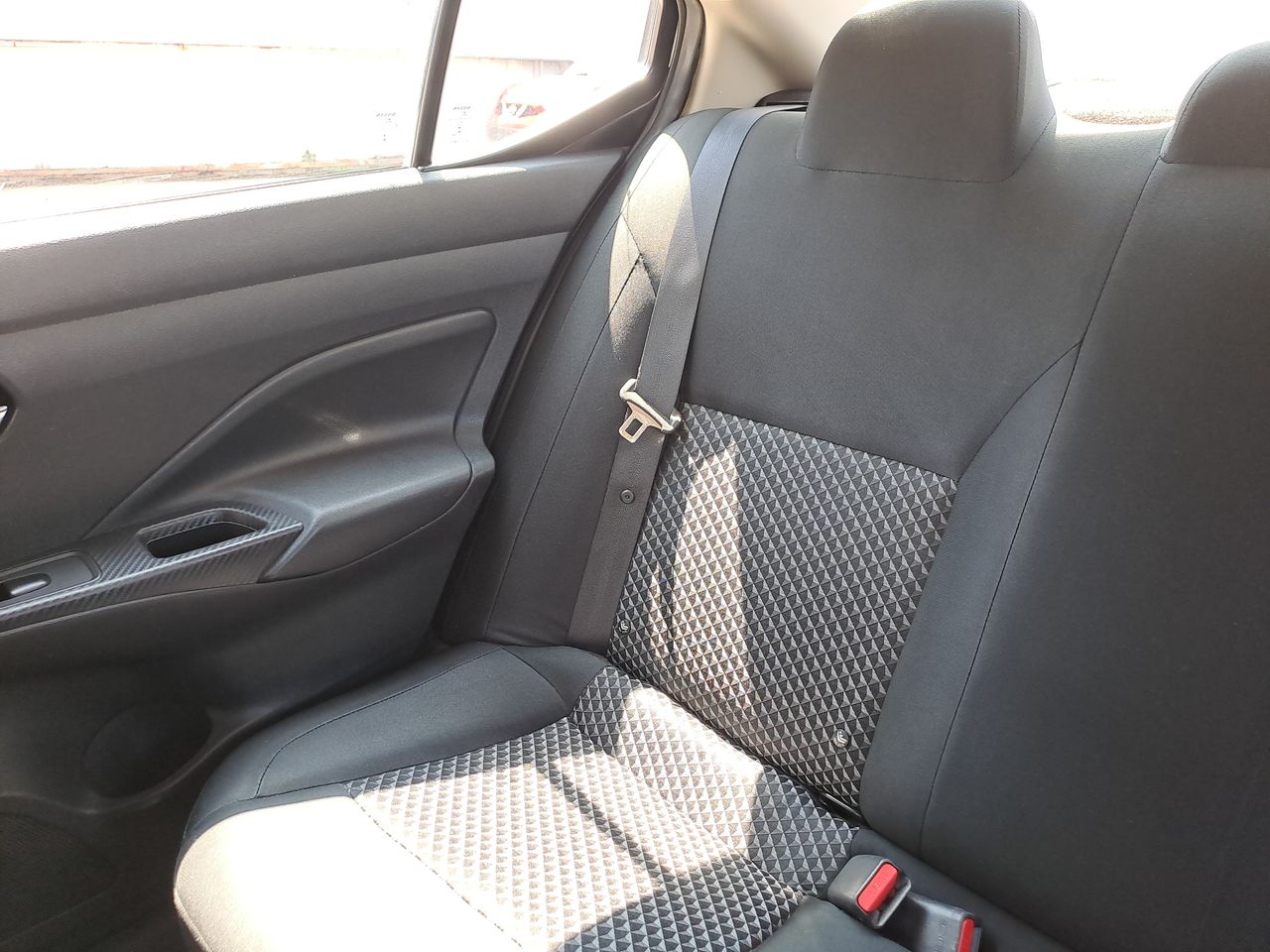 2021 Nissan VERSA SENSE MT 21