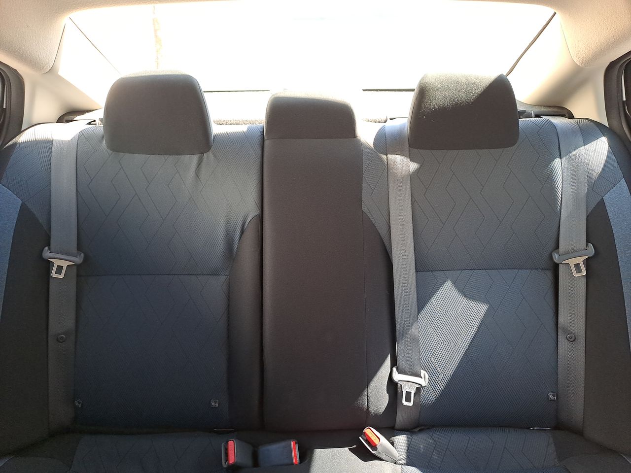 2023 Nissan VERSA ADVANCE CVT 23