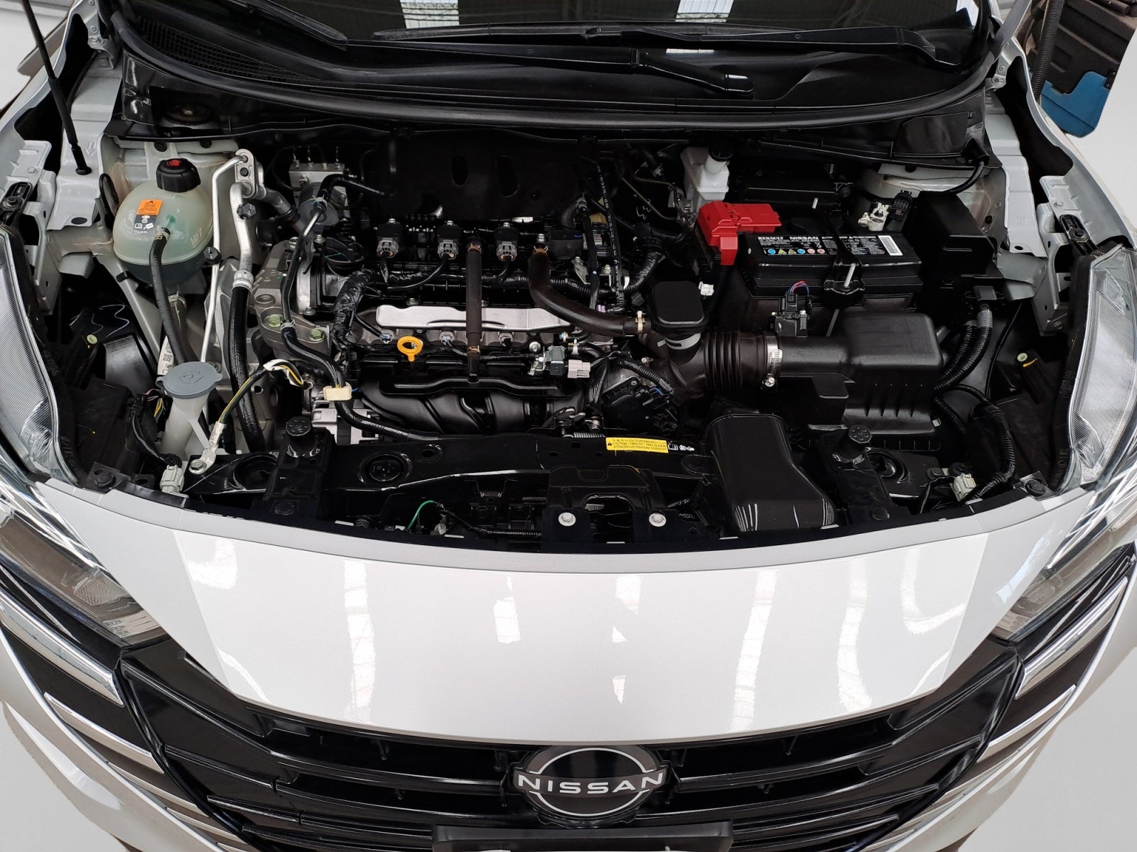 2024 Nissan VERSA ADVANCE MT 24