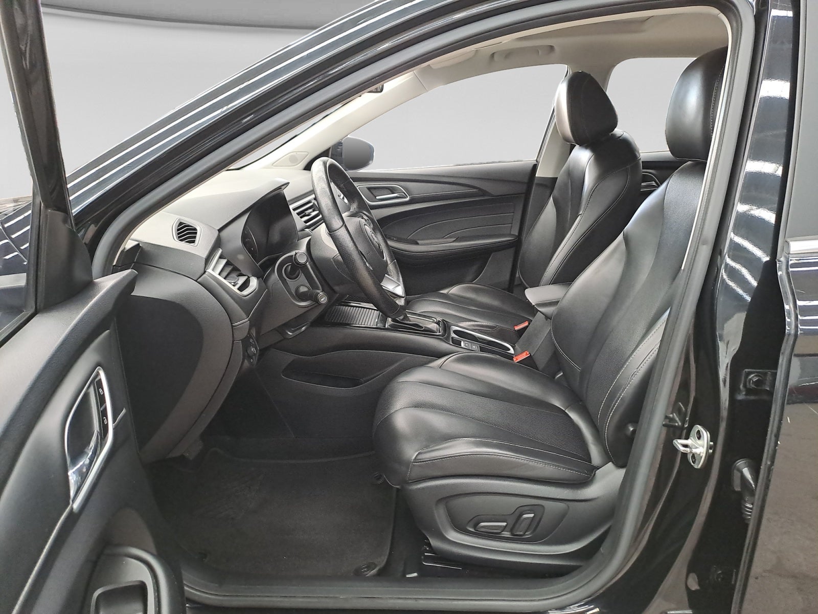2022 MG MG5 1.5L DEL ELEGANCE AT