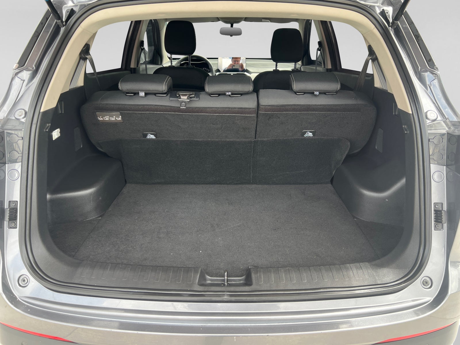 2023 Chevrolet GROOVE LT MT