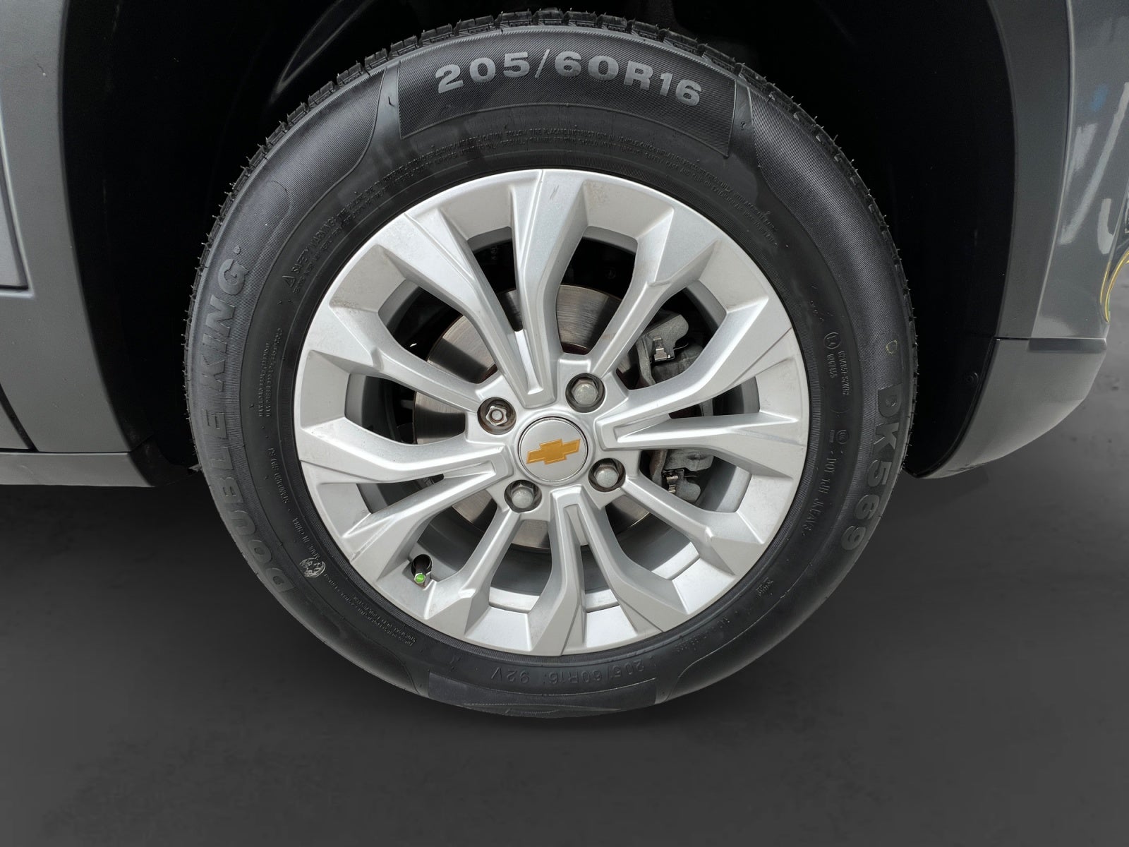 2023 Chevrolet GROOVE LT MT