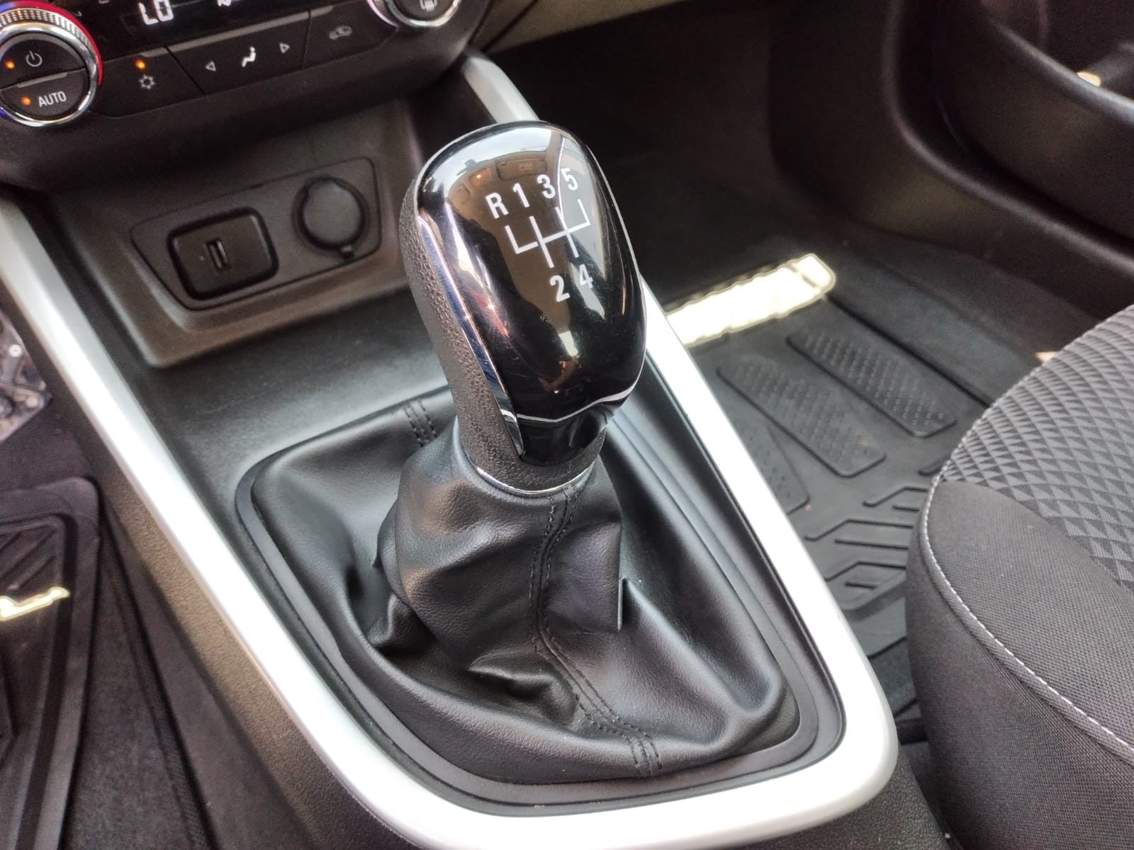 2021 Chevrolet ONIX LT C