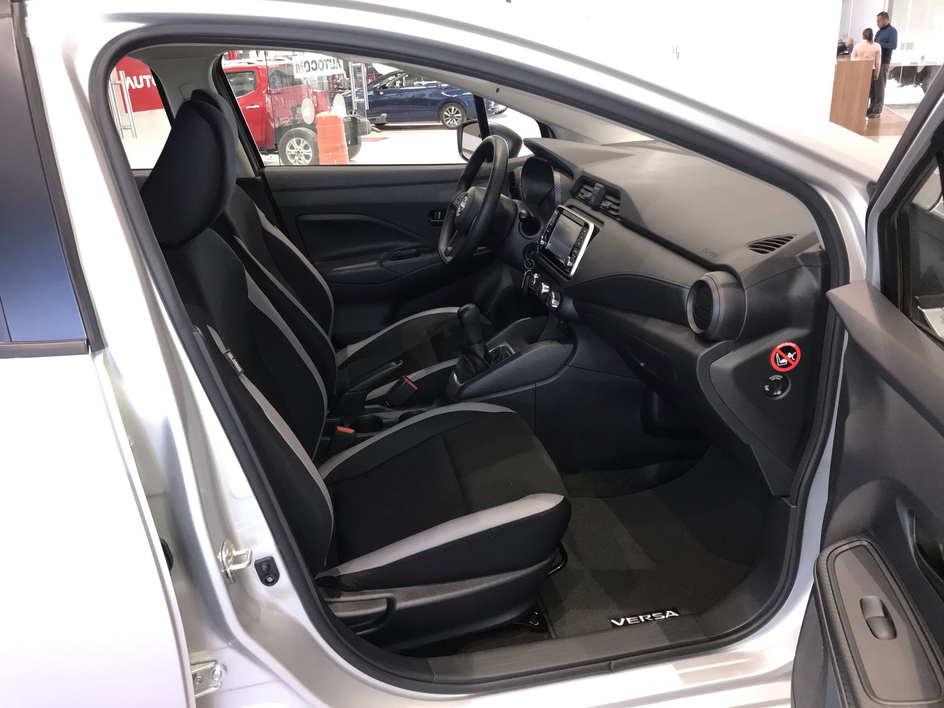2025 Nissan VERSA SENSE MT 25