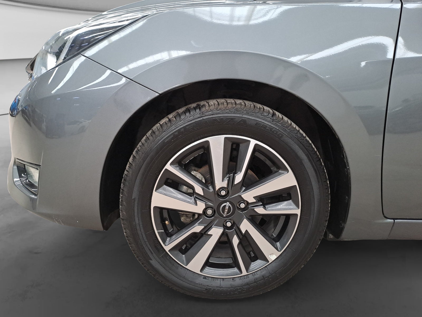 2024 Nissan VERSA ADVANCE MT 24