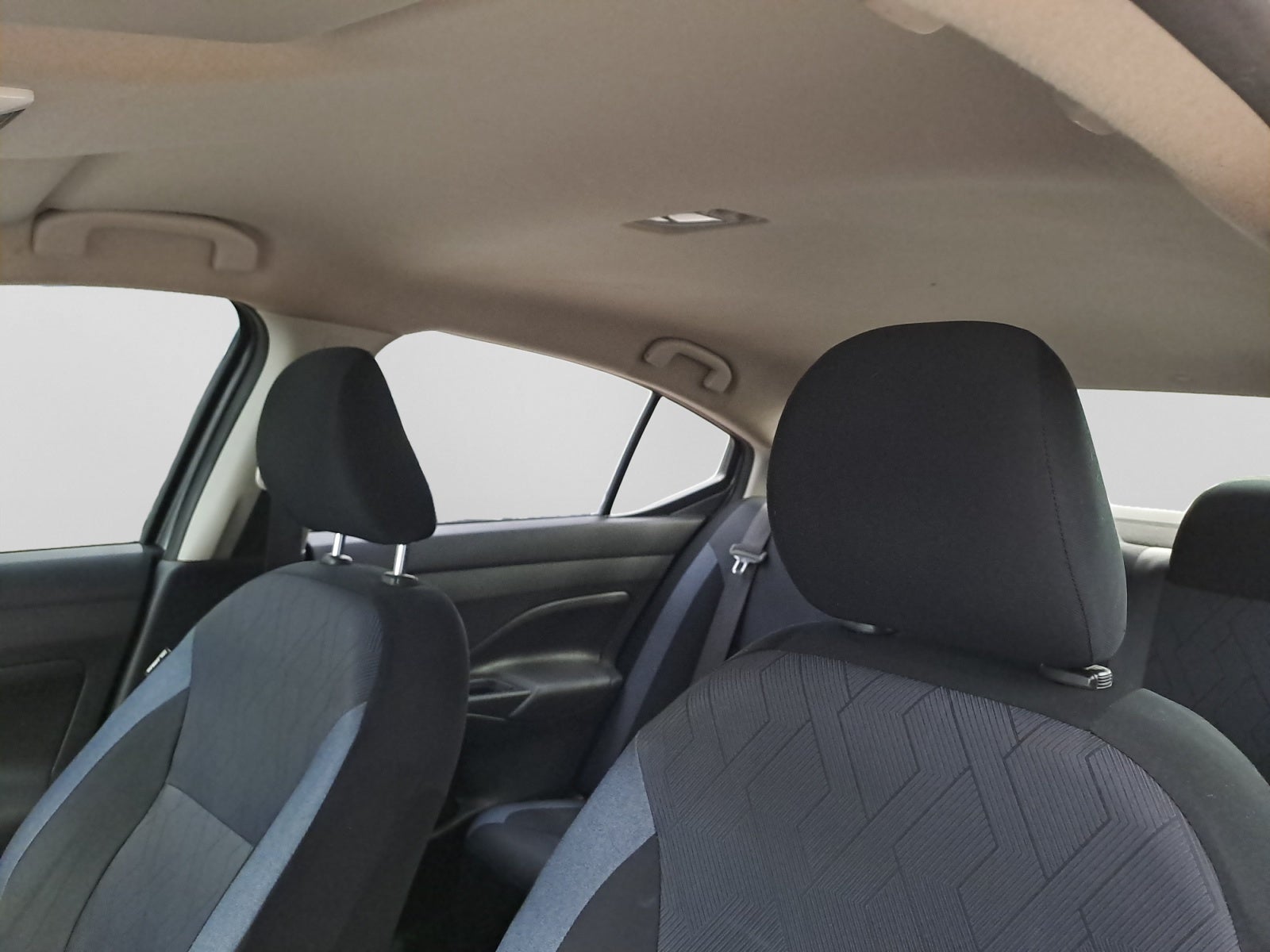 2024 Nissan VERSA ADVANCE MT 24