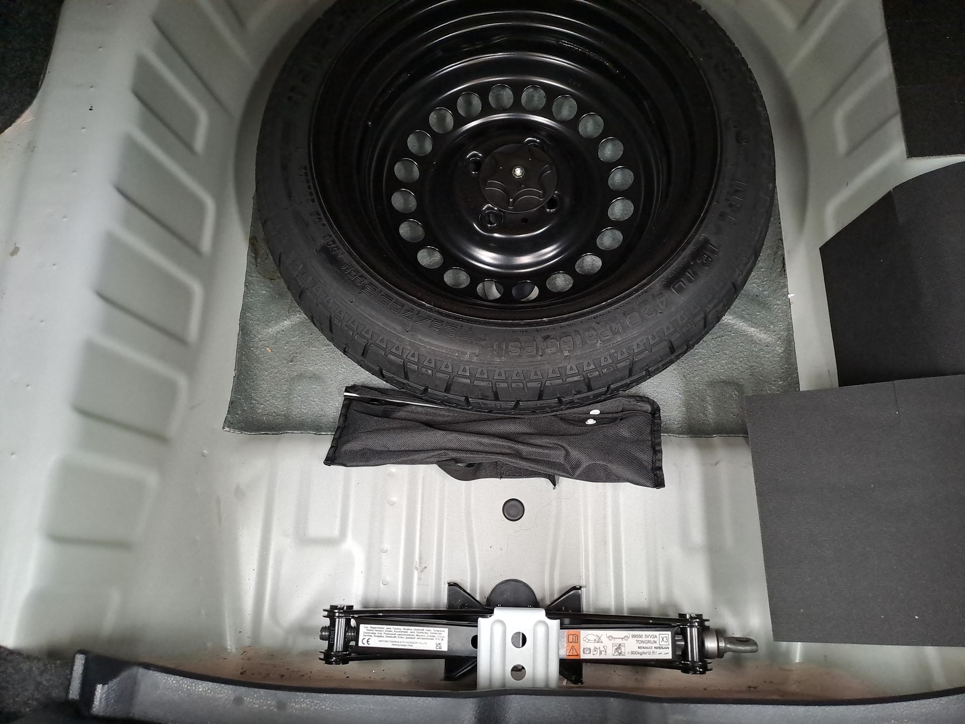 2024 Nissan VERSA ADVANCE CVT 24