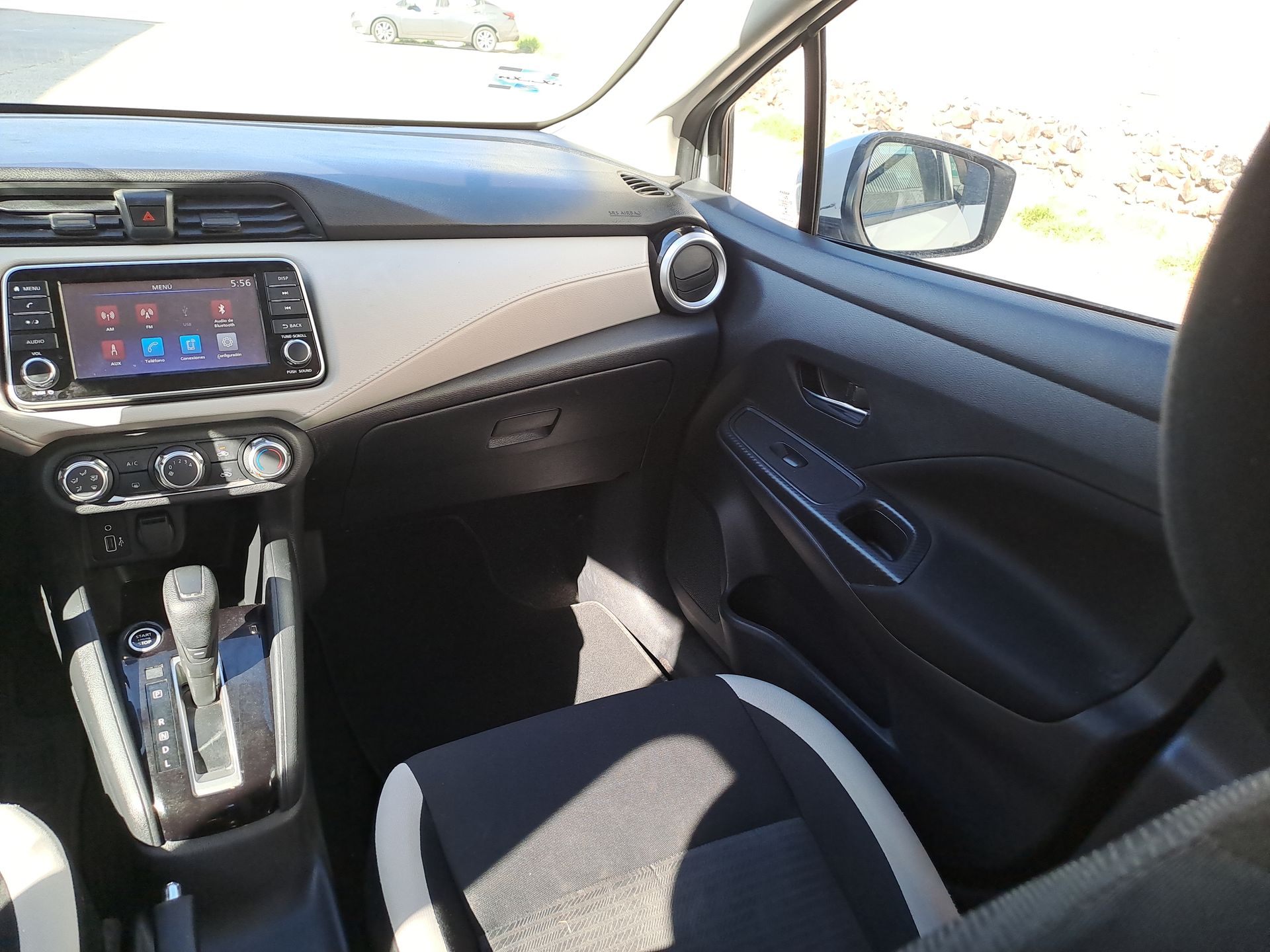2022 Nissan VERSA ADVANCE CVT 22