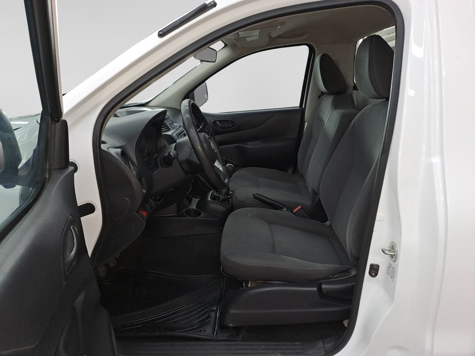 2023 Nissan FRONTIER CHASIS TM AC 23