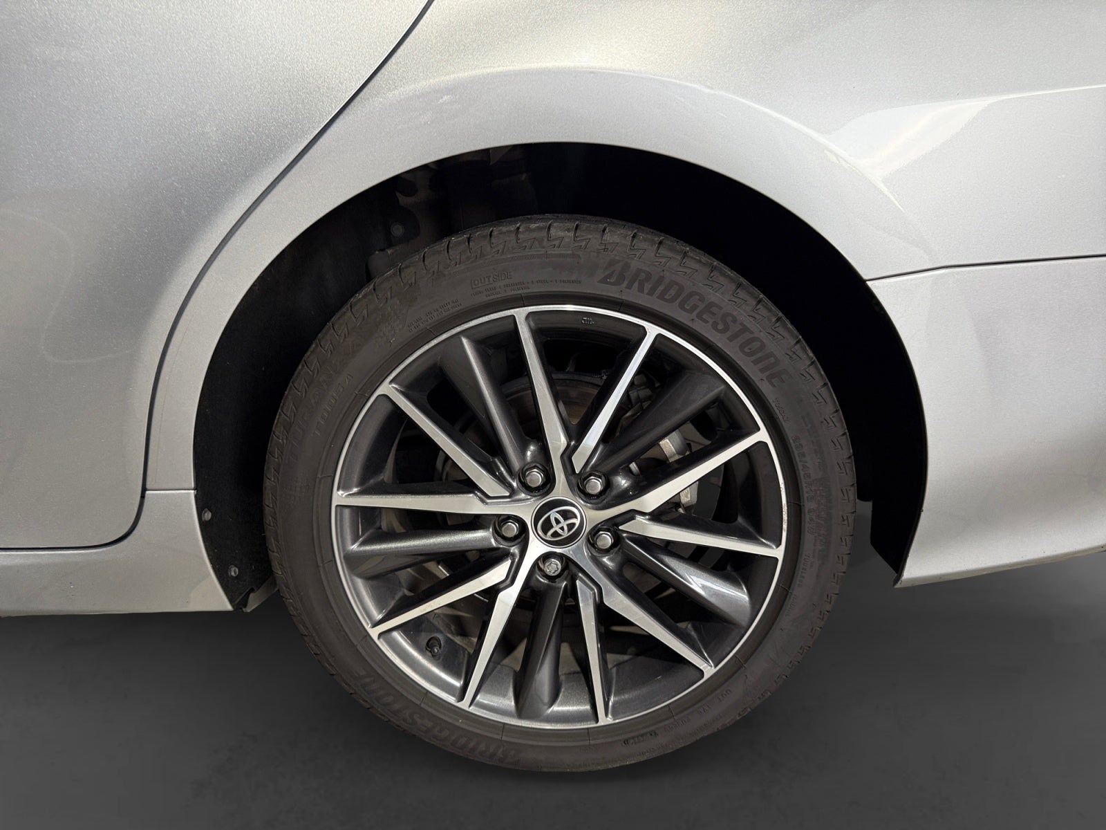 2022 Toyota CAMRY XLE HV
