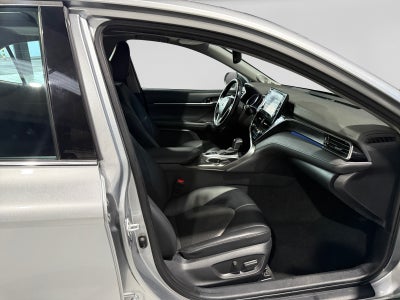 2022 Toyota CAMRY XLE HV