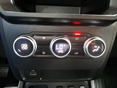2023 RENAULT OROCH OUTSIDER TM