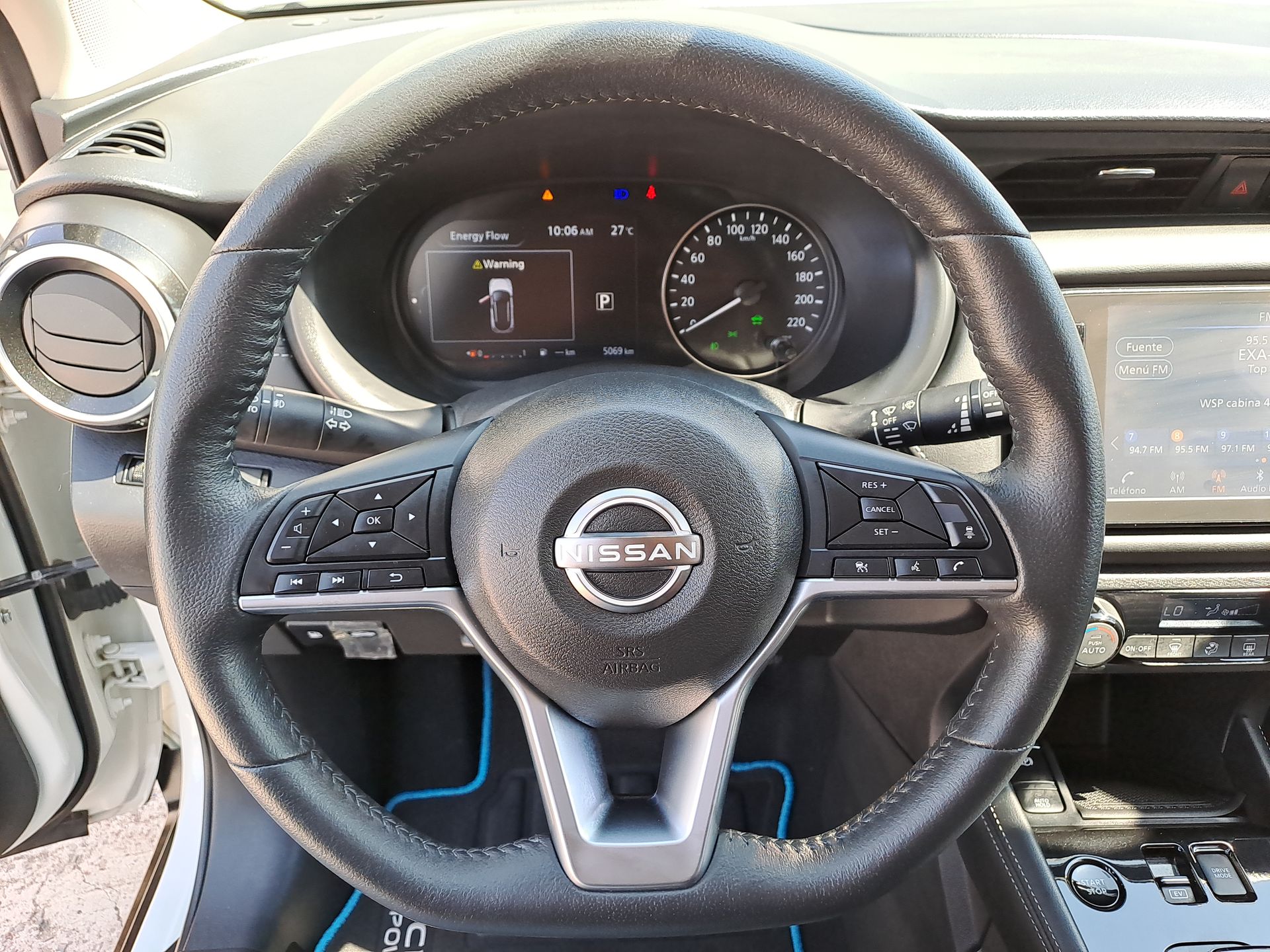 2024 Nissan KICKS PLATINUM E-POWER 24