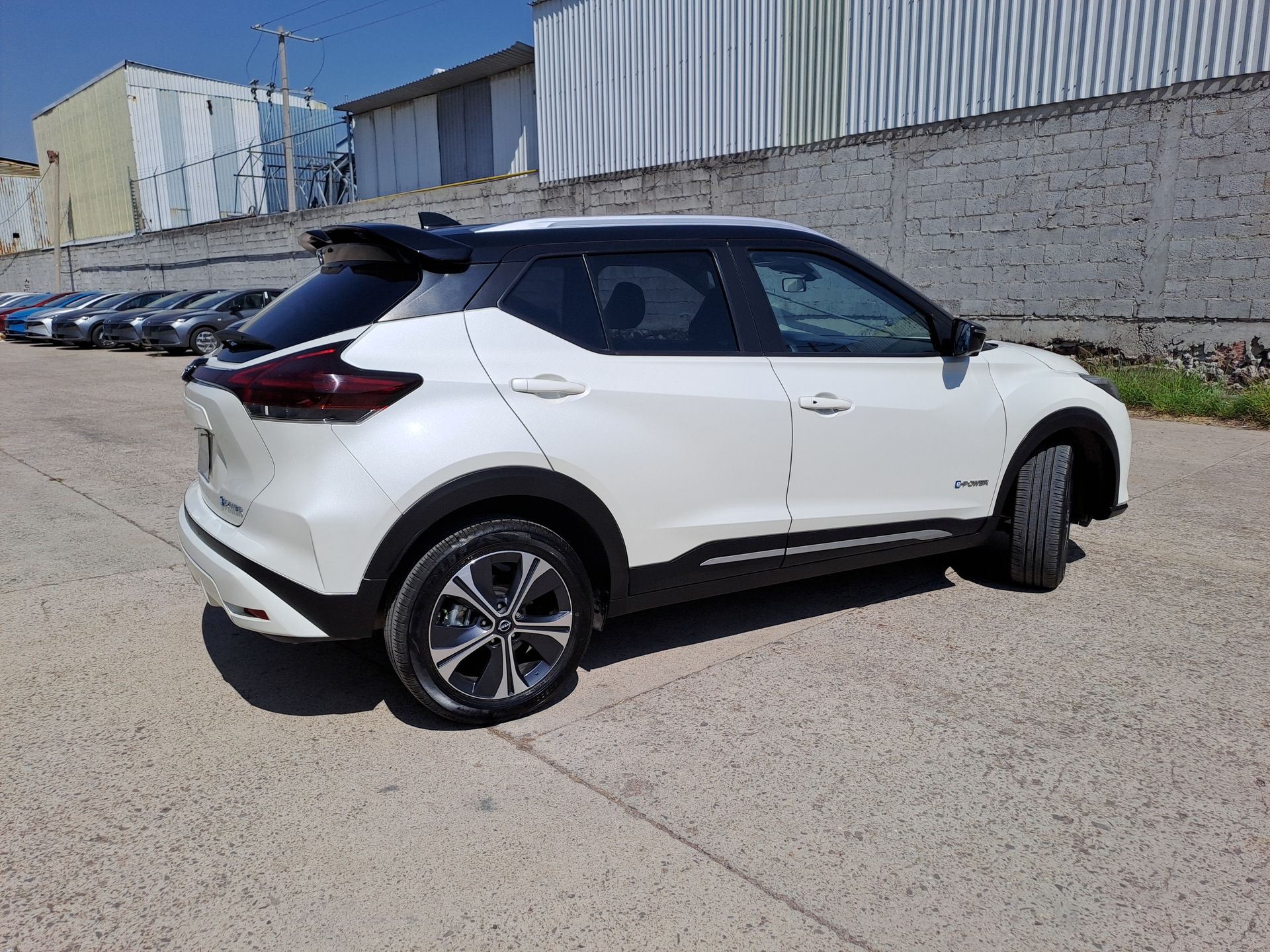 2024 Nissan KICKS PLATINUM E-POWER 24