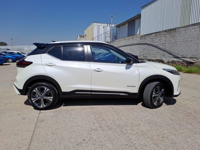 2024 Nissan KICKS PLATINUM E-POWER 24