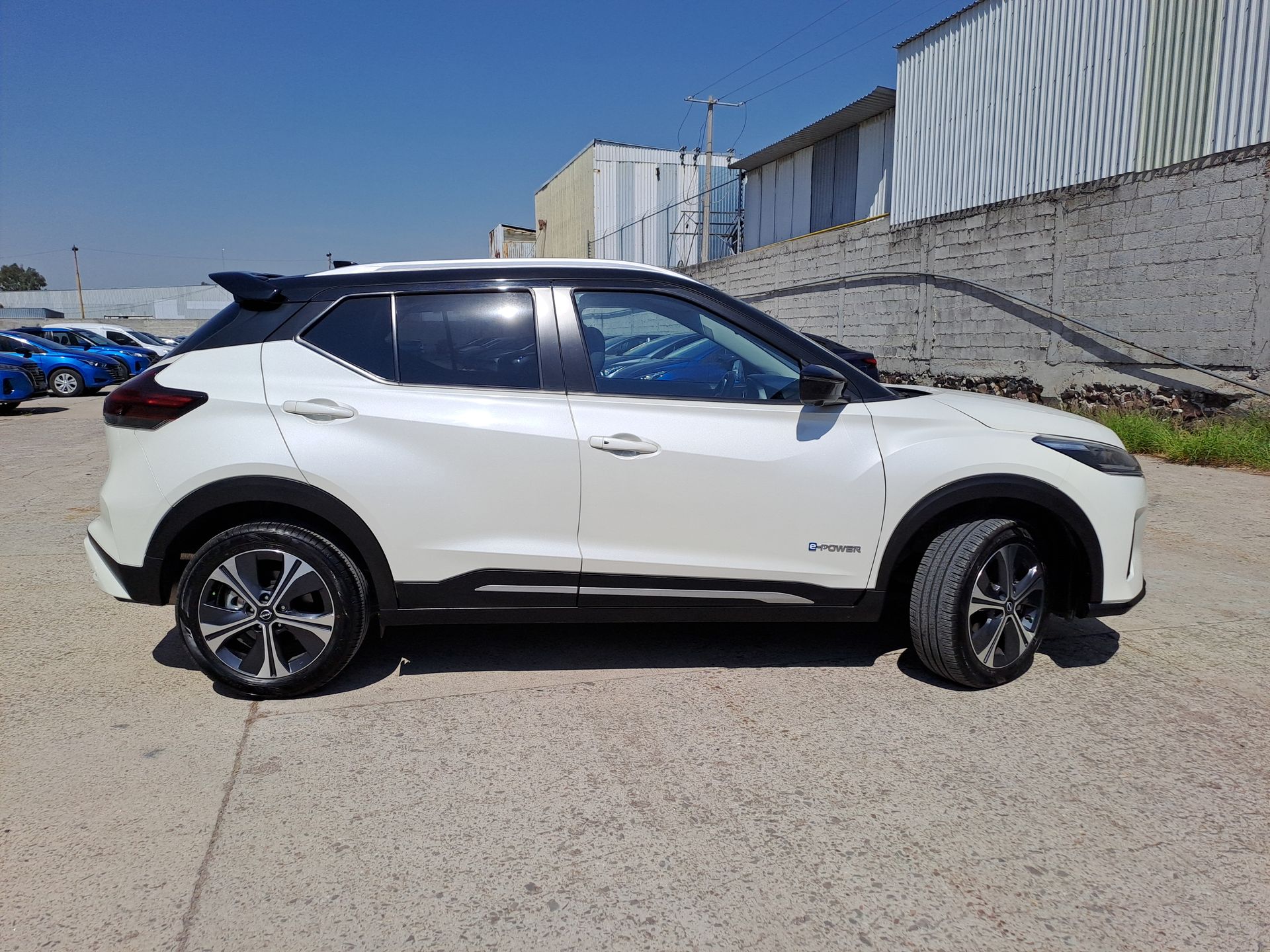 2024 Nissan KICKS PLATINUM E-POWER 24