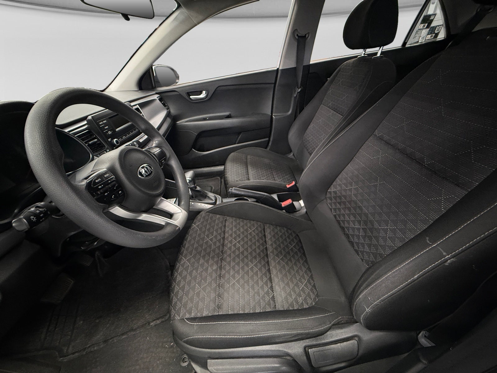 2018 Kia RIO LX 1.6 AT