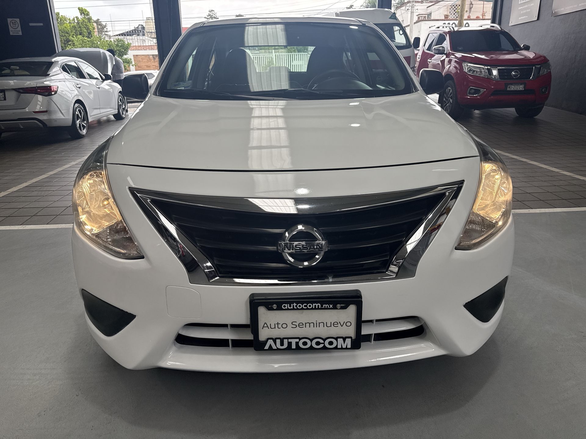 2020 Nissan VERSA MT AC 1.6L