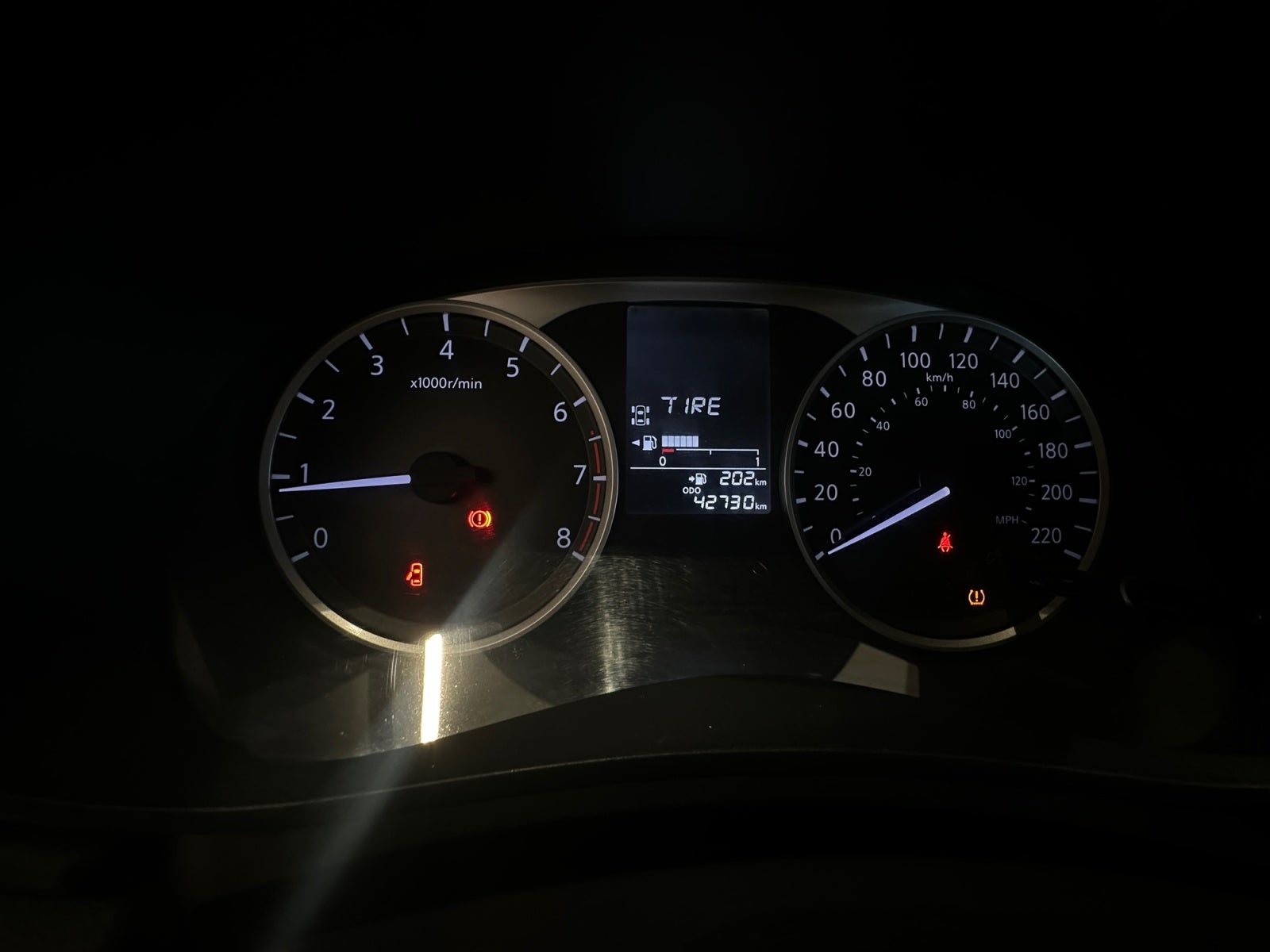 2024 Nissan VERSA SENSE MT 24