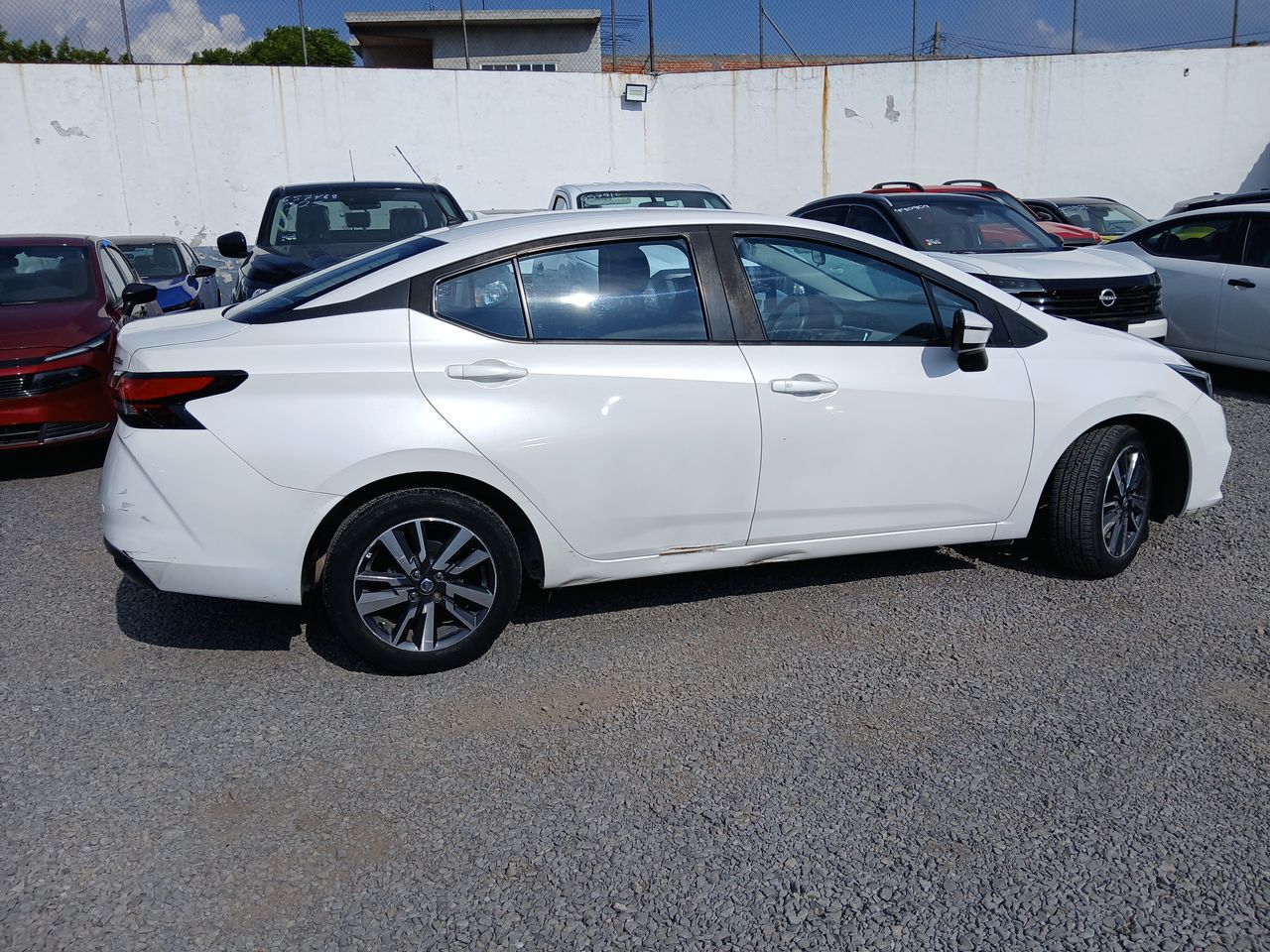2021 Nissan VERSA ADVANCE MT 21