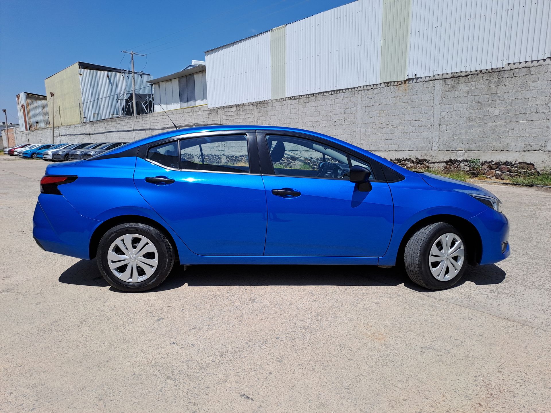 2023 Nissan VERSA SENSE MT 23