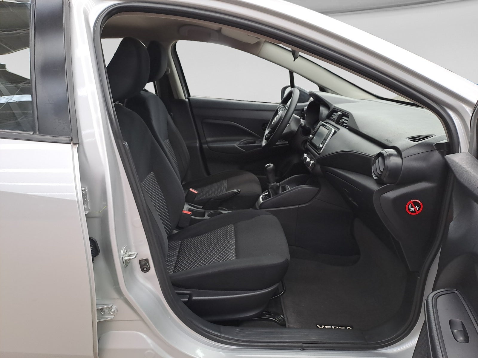 2024 Nissan VERSA SENSE MT 24