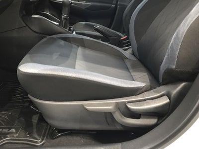 2023 Nissan VERSA ADVANCE MT 23