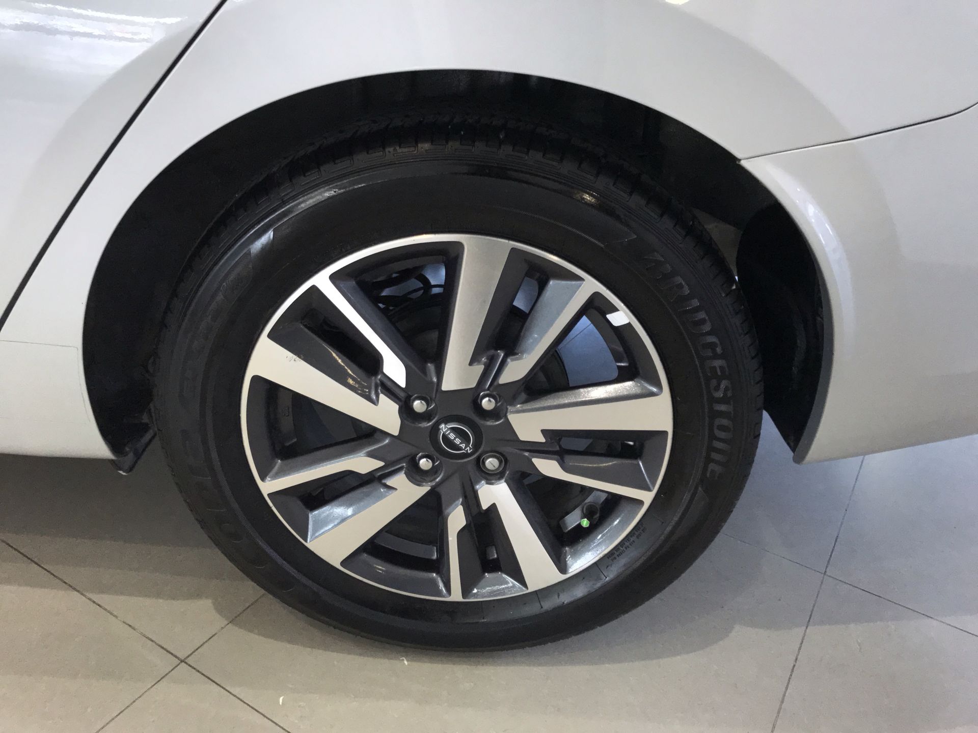 2023 Nissan VERSA ADVANCE MT 23