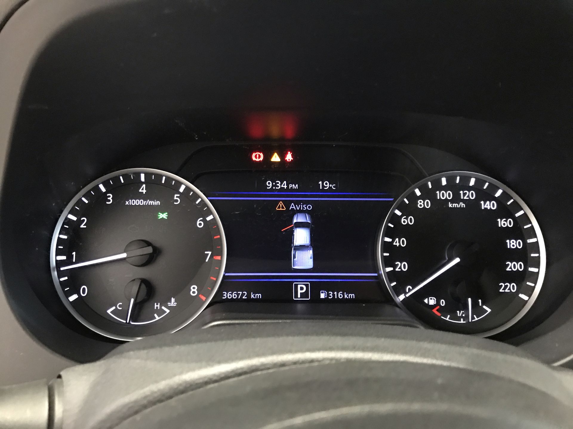 2021 Nissan FRONTIER LE TA 21