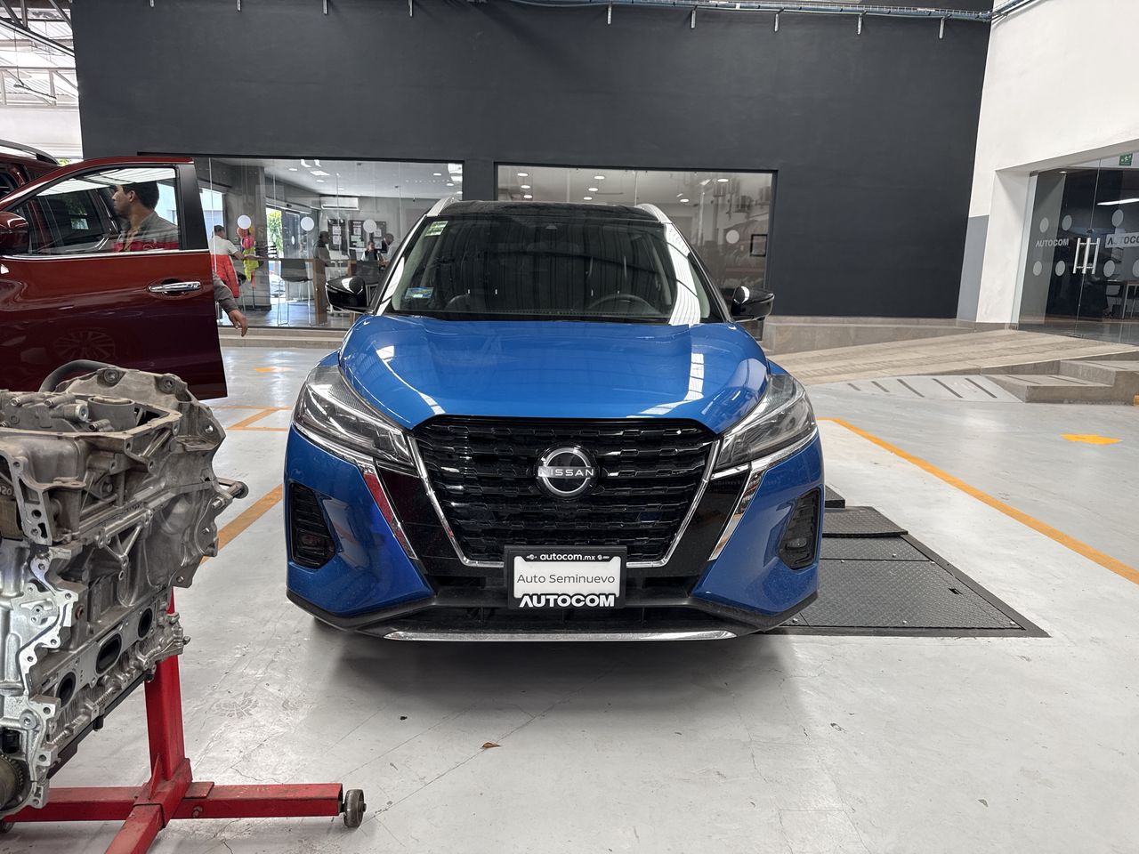 2023 Nissan KICKS PLATINUM BI-TONO 1.6 LTS CVT 23