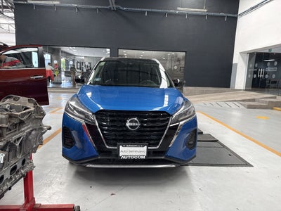 2023 Nissan KICKS PLATINUM BI-TONO 1.6 LTS CVT 23
