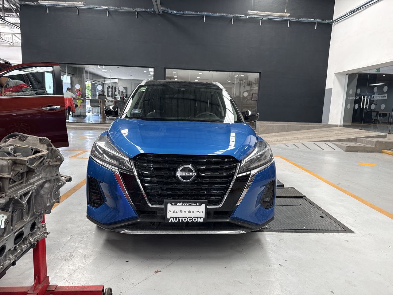 2023 Nissan KICKS PLATINUM BI-TONO 1.6 LTS CVT 23