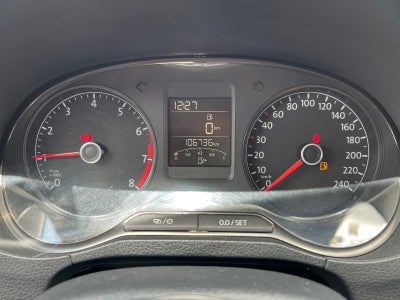 2019 Volkswagen POLO DESIGN & SOUND STD.