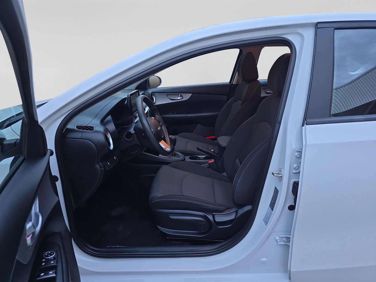 2023 Kia FORTE LX TM