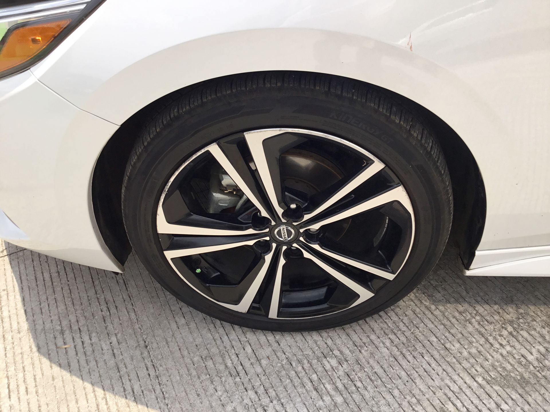 2023 Nissan SENTRA SENTRA SR PLATINUM CVT 2.0 LTS