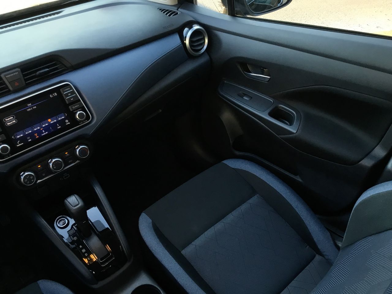 2025 Nissan VERSA EXCLUSIVE CVT 25