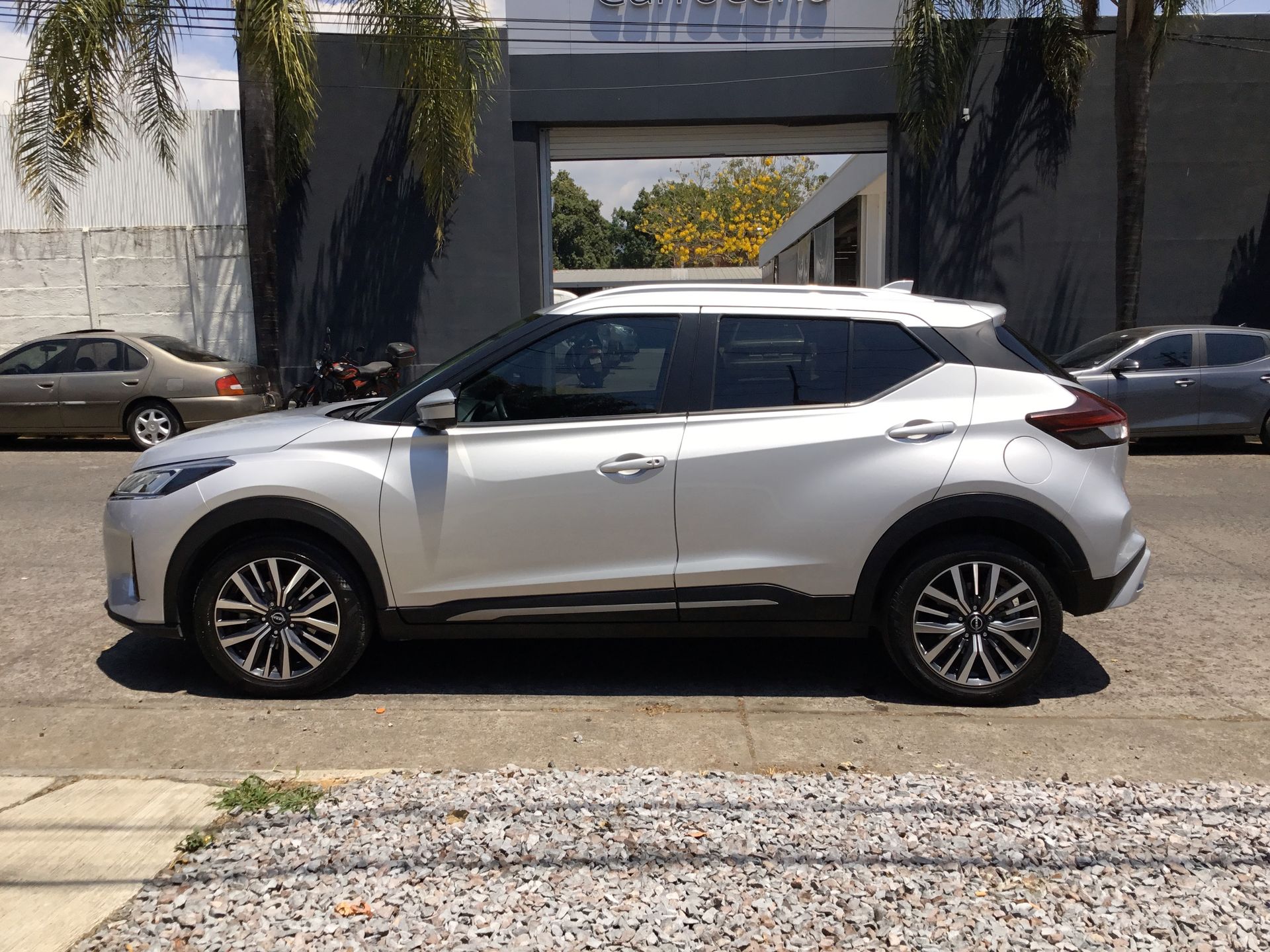 2023 Nissan KICKS EXCLUSIVE 1.6 LTS CVT 23