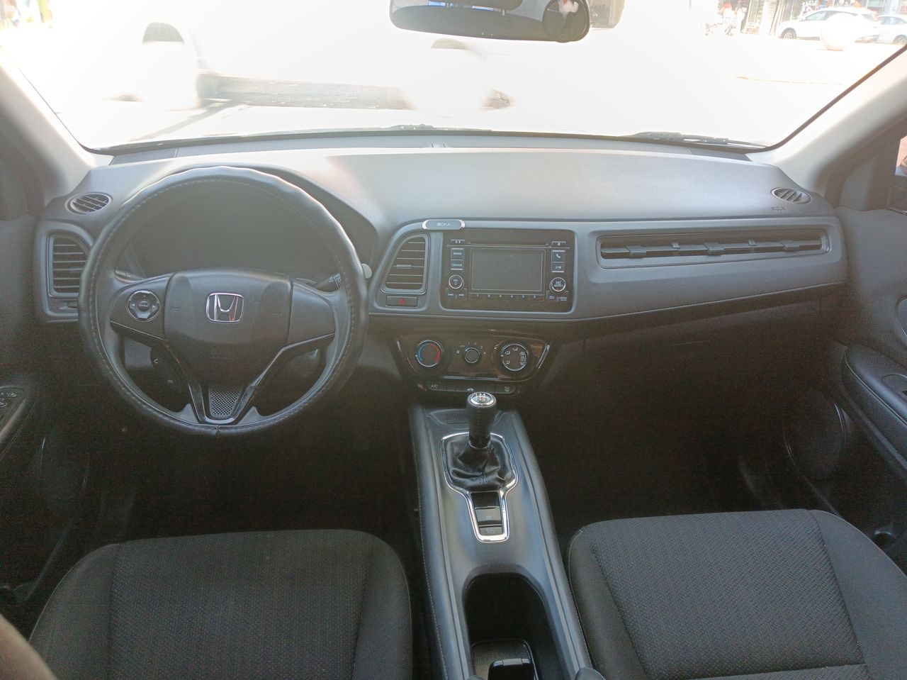 2018 Honda HR-V HR-V UNIQ T/M