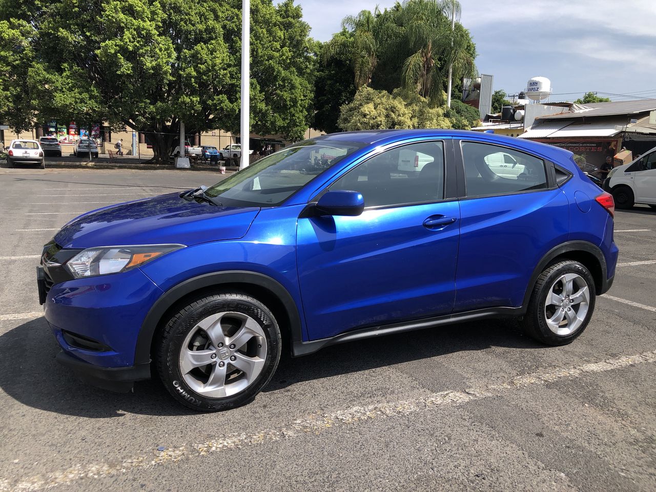 2018 Honda HR-V HR-V UNIQ T/M