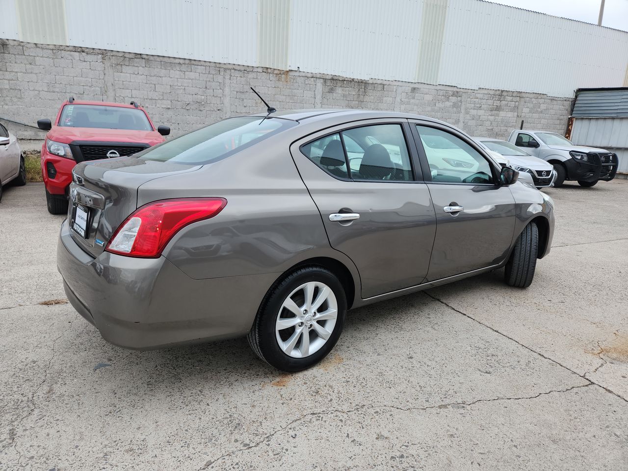 2016 Nissan VERSA ADVANCE AT AC