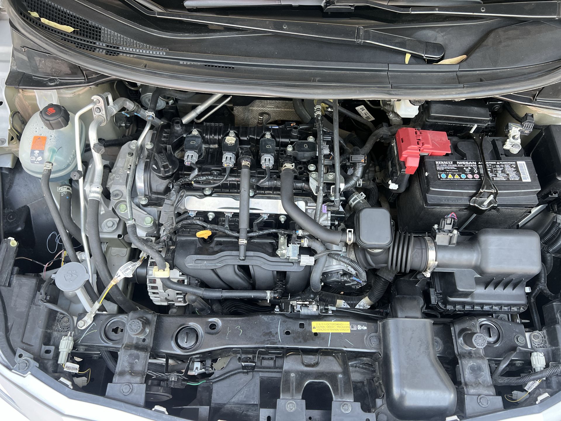 2022 Nissan VERSA ADVANCE CVT 22