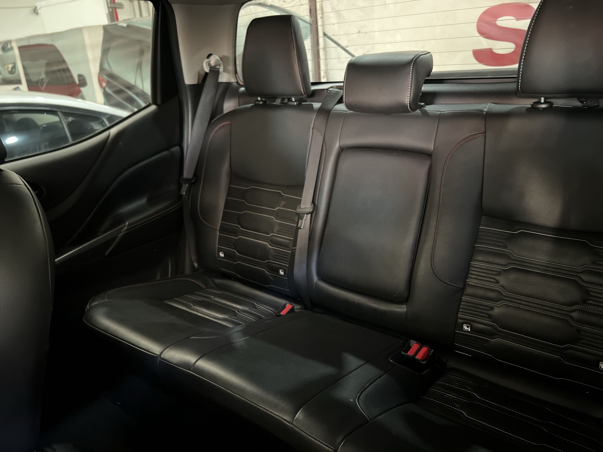 2023 Nissan FRONTIER PRO-4X 4X4 TA 23