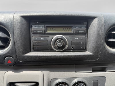 2019 Nissan URVAN 14 PASAJEROS AMPLIA AA 26