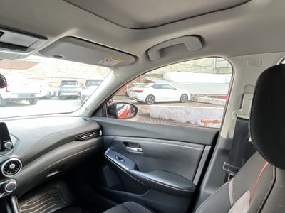 2022 Nissan SENTRA SR CVT