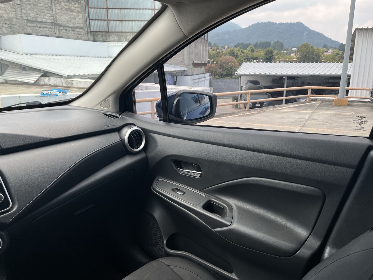 2021 Nissan VERSA SENSE CVT 21