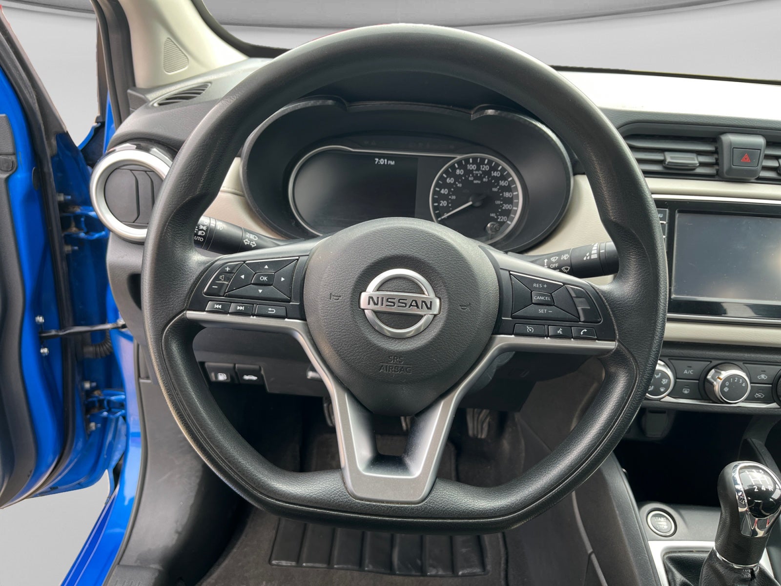 2022 Nissan VERSA ADVANCE MT 22