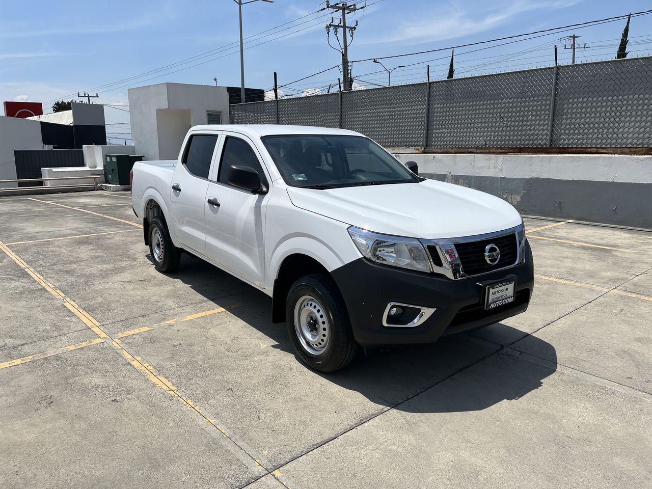 2020 Nissan FRONTIER NP300 DOBLE CABINA SE AC PAQ SEG