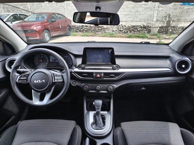 2023 Kia FORTE LX IVT