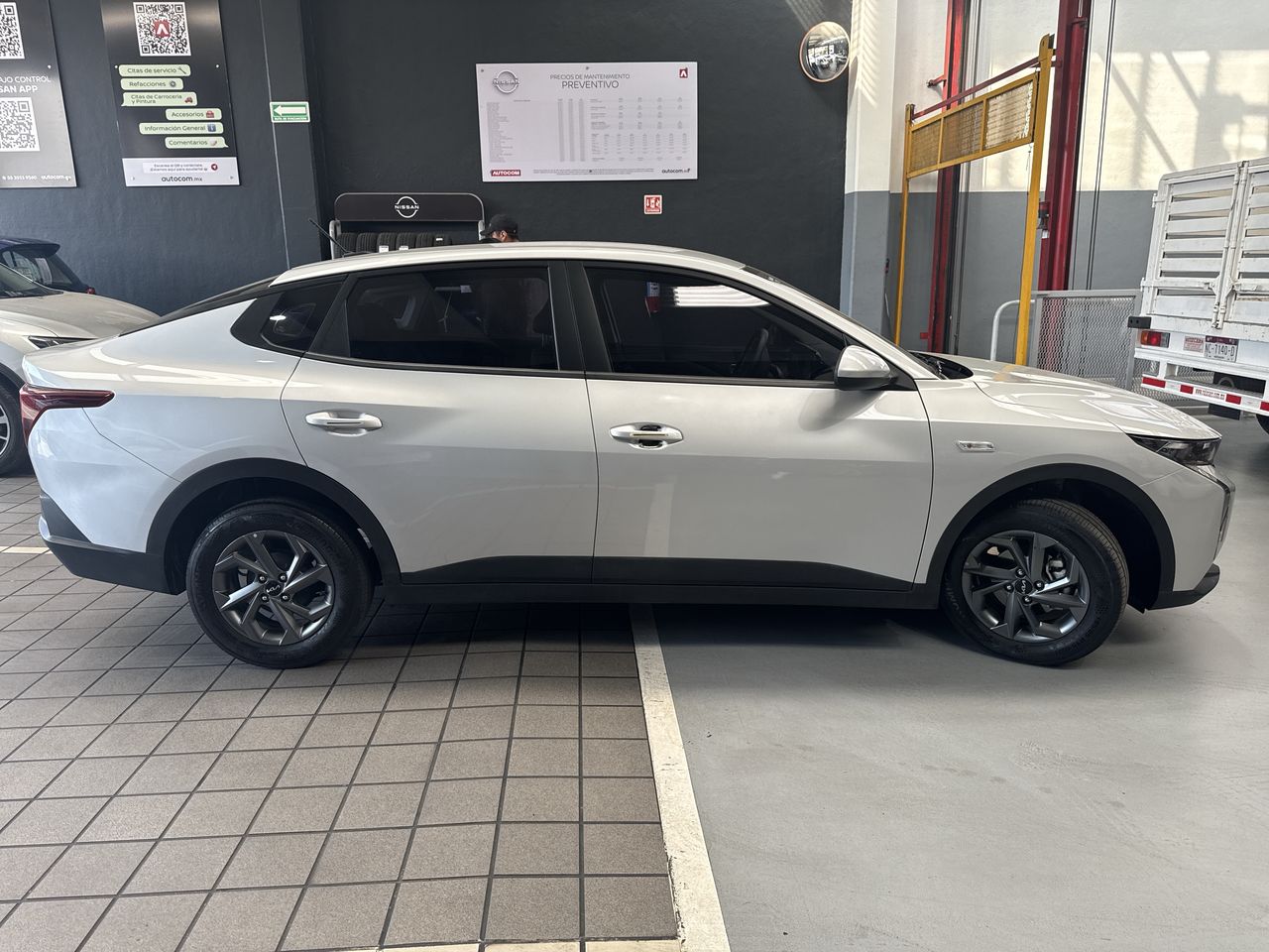 2025 Kia K3 LX MT